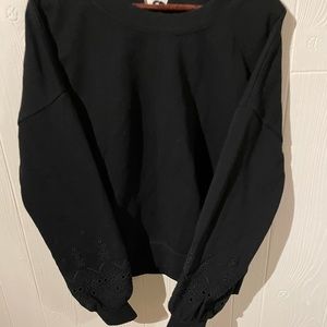 Black sweatshirt